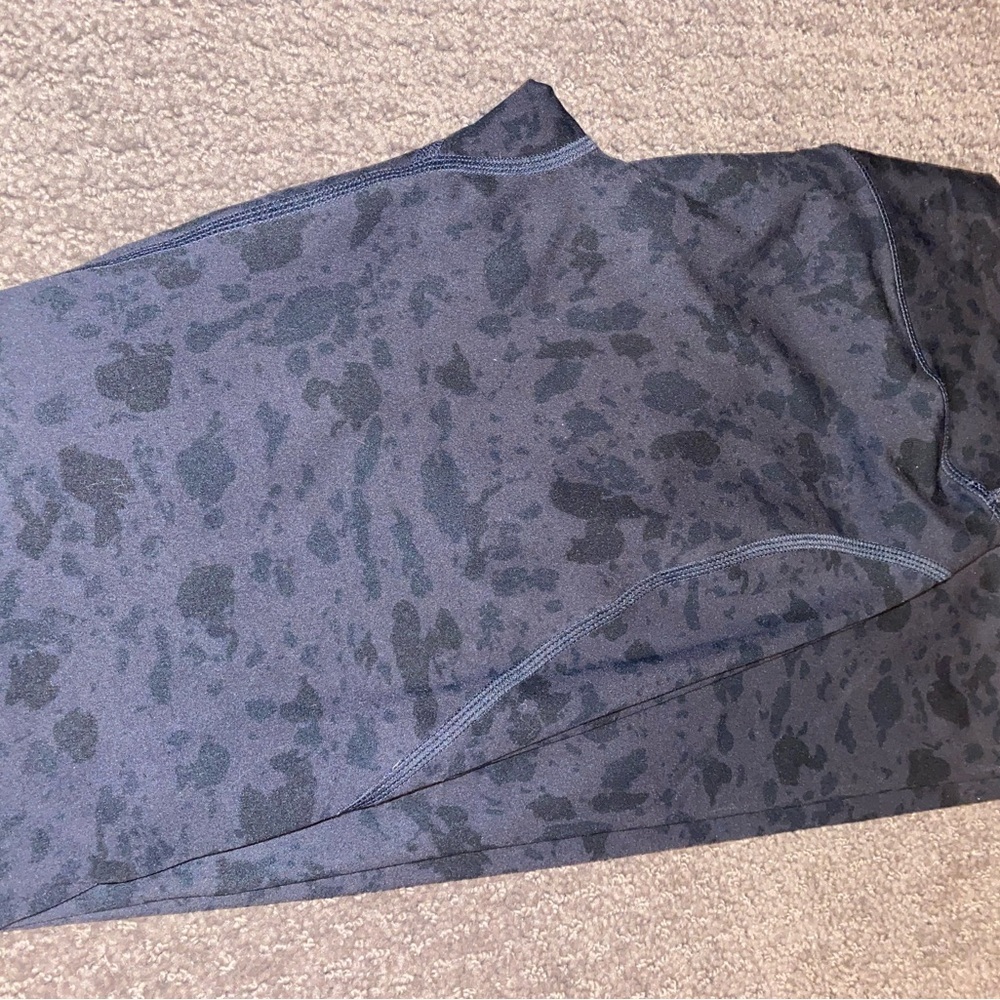 Alphalete Black Leggings Criss Cross Waistband‎ Animal Print Size Small - Picture 6 of 7